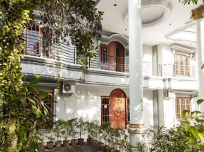 RedDoorz Plus near Transmart Kairagi Dua Manado