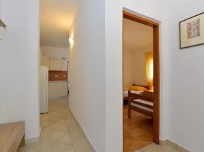 Nice Apartment in Starigrad Paklenica With Wifi and 2 Bedrooms