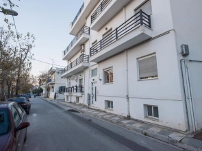 101 Τriantafyllidi