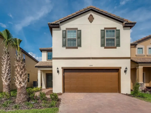 5444 Misty Oak Circle