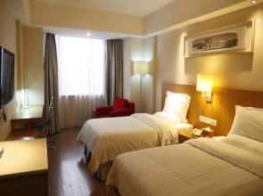 Orange Hotel Guangzhou Quzhuang Metro Station