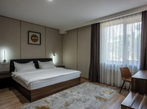 Отель Silk Road Premium