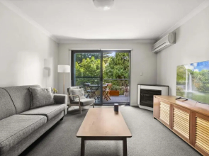 Spacious 2-bed Apartment in Heart of Leura