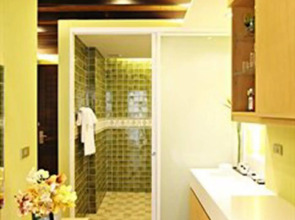 Amber Boutique Silom Hotel