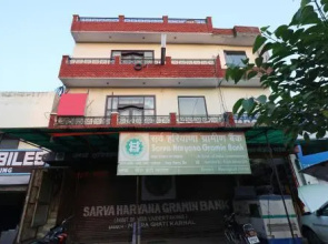 Maharaja Gold Guest House By OYO Rooms