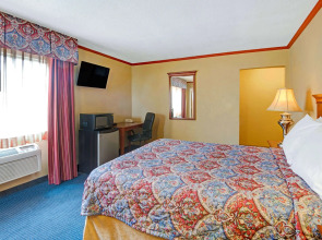 Days Inn by Wyndham Albuquerque Downtown