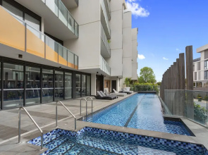 Sandy Hill Apartments by Ready Set Host