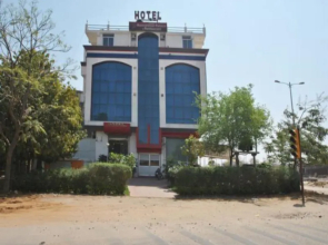 Hotel Mansarovar Palace