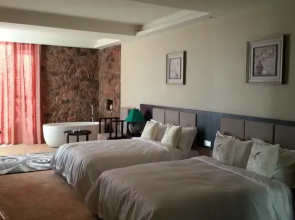 Valen Moon Resort
