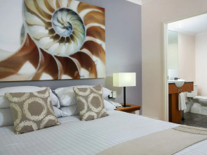 Absolute Beachfront at Alamanda 62