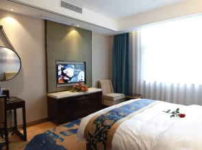 Seven Stars Holiday Hotel