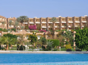Brayka Bay Resort
