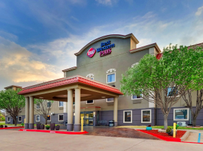 Best Western Plus University Inn & Suites