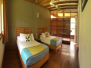 Heliconia Amazon River Lodge