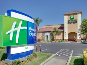 Holiday Inn Express Oakdale by IHG