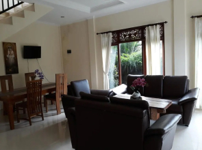 Villa Bungsil Gading