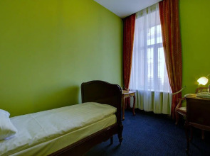 Акме на Марата