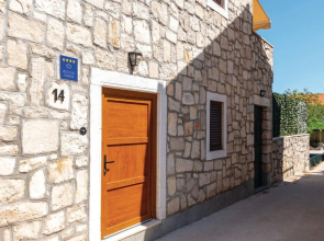 Stunning Home in Orebic With Wifi and 2 Bedrooms