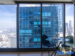 lvl36 High-rise 1BR condo CBD Panoramic City View