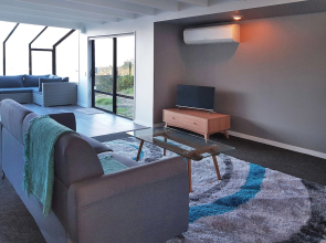 Picturesque Views on Woodlands