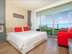 Sea View Suite C64 in Oceana near Beach