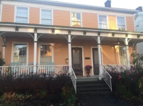 Bohemian Inn