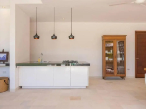 Villa Hidden Pearl, with private cook and pool