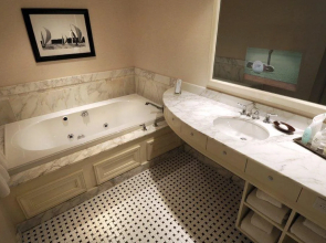 Grand Geneva Luxury Resort & Convention Center