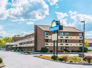 Days Inn Hurstbourne