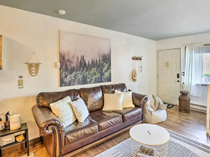 First-floor Hunter Condo < 1 Mi to Slopes!