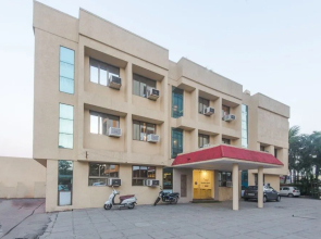 OYO 10652 Hotel Kushala Green