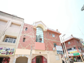 OYO 15710 Hotel Vikrant