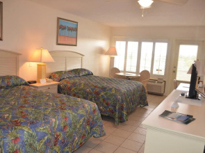 Pirate's Cove Resort & Marina