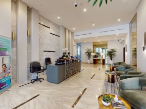 WelHome - Cozy 1BR With Private Balcony Steps From the Canal