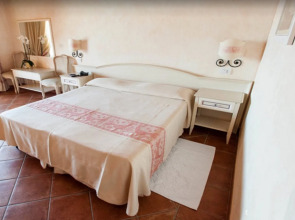 COLONNA RESORT, a Colonna Luxury Beach Hotel, Porto Cervo