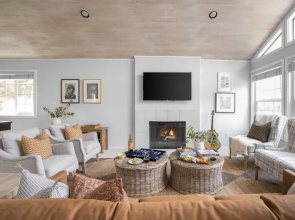 Black Oak - Modern Santa Rosa Hideaway With Jacuzzi, Pool Table, & Fire Pit