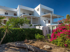 Giourgas Studios & Apartments