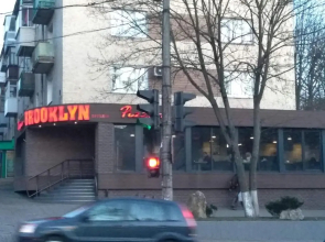 Apartment Stepana Bandery Street