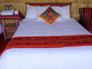 Titicaca Floating Lodge