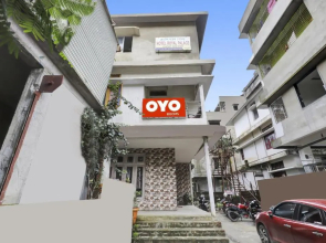 Flagship Hotel Royal Palace