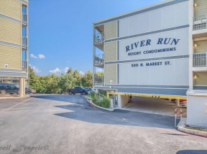Grandma's River Haus       Rrc A108 1 Bedroom Condo by RedAwning