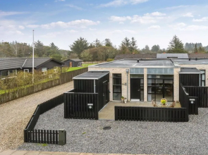 "Eduard" - 2km from the sea in NW Jutland