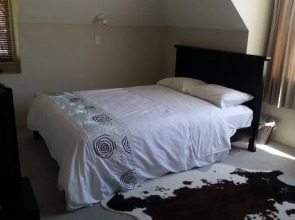 Berni's Boutique BnB Airport