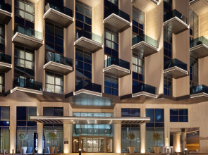 Adagio Premium The Palm