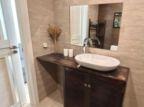 Апартаменты на улице Запарина 111