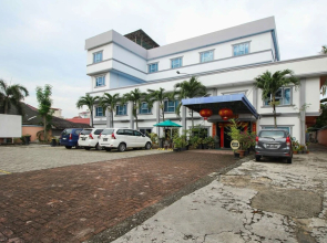Airy Dr Sutomo 90 Pekanbaru