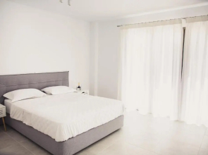 StarLight Villa Guro - 4BD, 4BA, 4min to beach