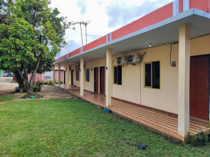 RedDoorz Syariah near Terminal Alam Barajo Jambi