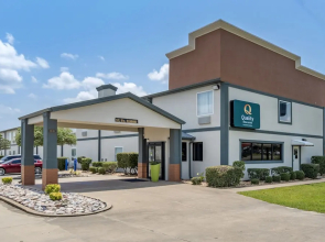 Econo Lodge Inn & Suites Demopolis