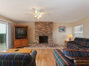 Ocean Sunrise 3 Br home by RedAwning